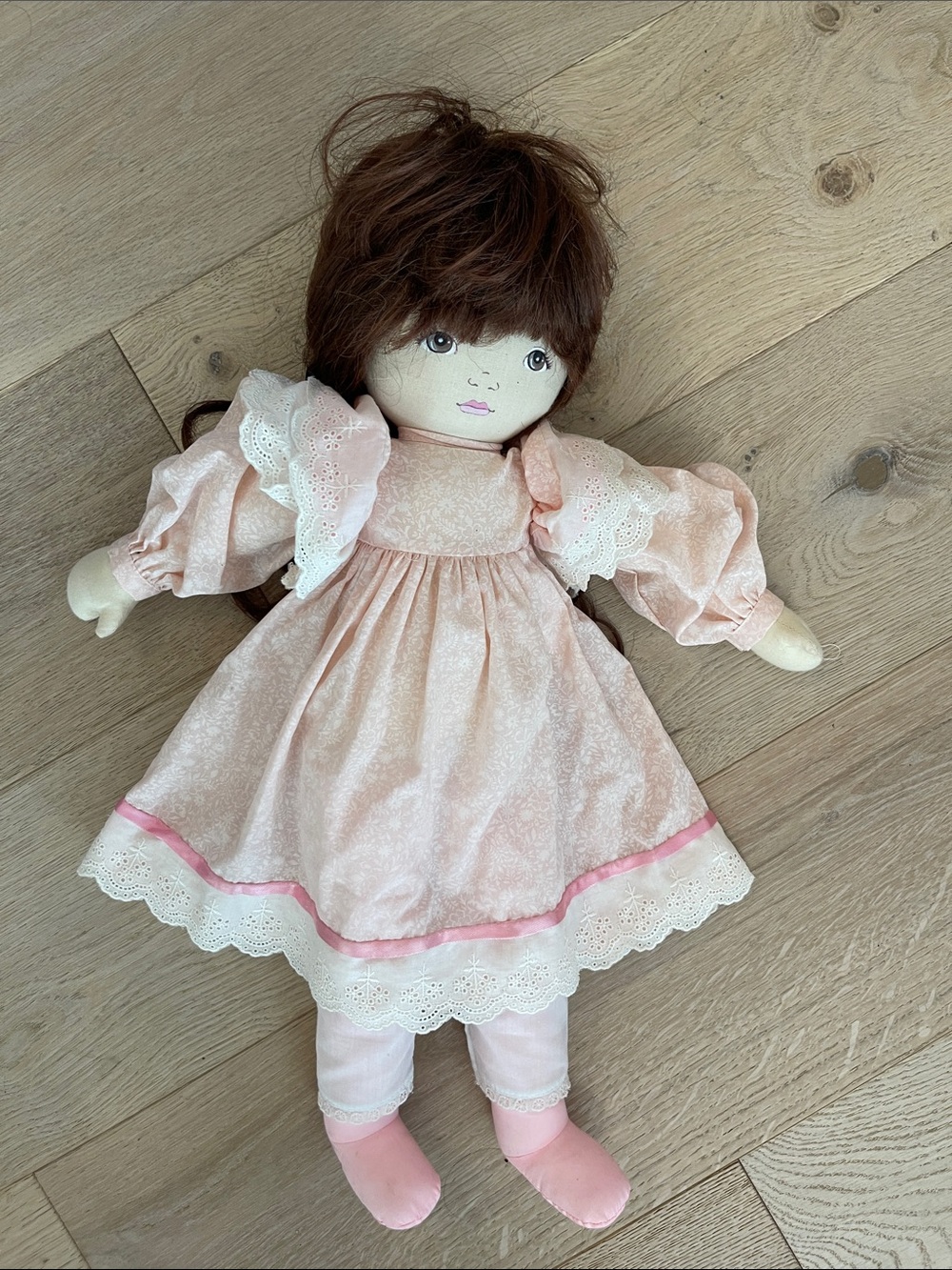 PAULINE INC.1984 Ragdoll